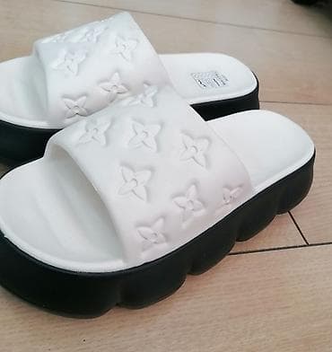 crocs novi sad: Papuče 37, bоја - Bela — 5