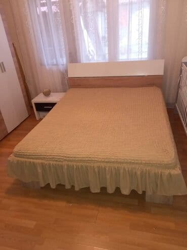 jesenke cvece cena: Prekrivači za francuski ležaj, uniberzalni, rastegljivi
Cena 2800 din — 7