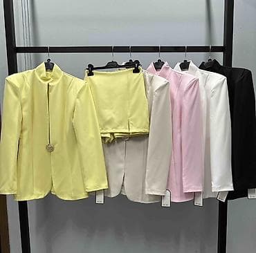 kompleti elegantni: 🔥Ženski komplet sakoa i mini suknje – elegantan, minimalistički dizajn — 5