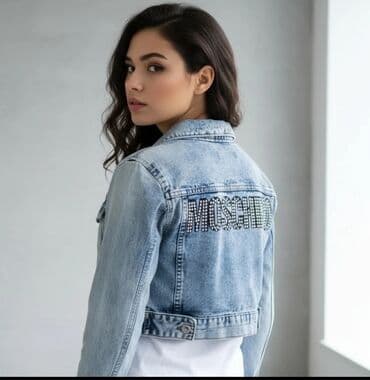 ellesse jakna muska: Prelepa teksas jakna
vel s
Moschino
uvoz Turska — 1