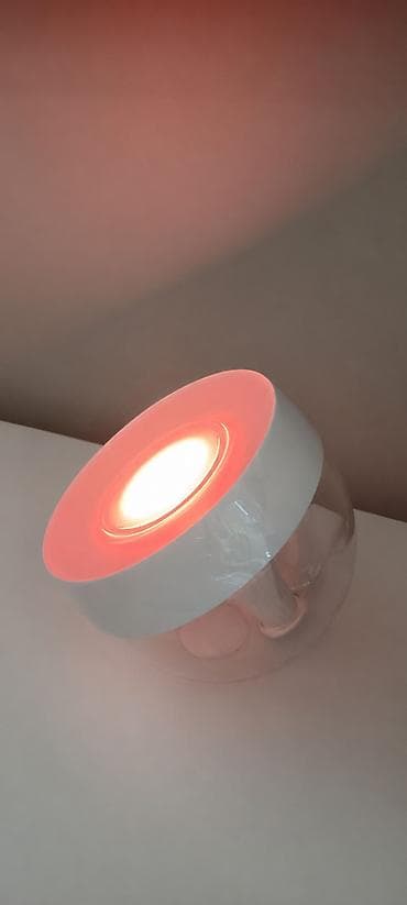 Prodajem Philips Hue Iris pametnu ambijentalnu lampu, polovna i veoma