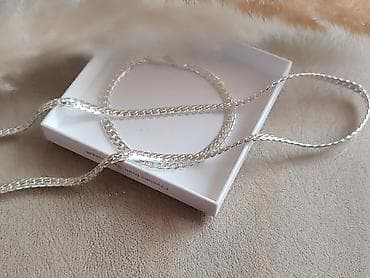 ćilibar nakit: Set nakita zig 925 Elegantni set od srebra 925, sastavljen od: - — 3
