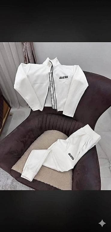 02. nove ženske trenerke S,M,L,XL, XXL veličine 4700 din🌸🌸