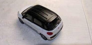 gramofonske ploce nis: Mondo motors Fiat 500L, 1:43, naprslo z. staklo, z. zmigavci nisu — 3