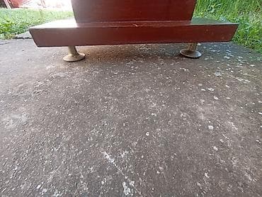 drvo metal namestaj: Drveni klub-sto sa slike, širine 56 cm dužine 120 cm visine 50 — 10