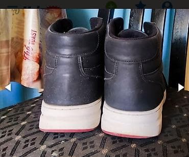 Ostala muška obuća: Crne visoke patike – sportsko/casual model Muške visoke patike – crne — 2