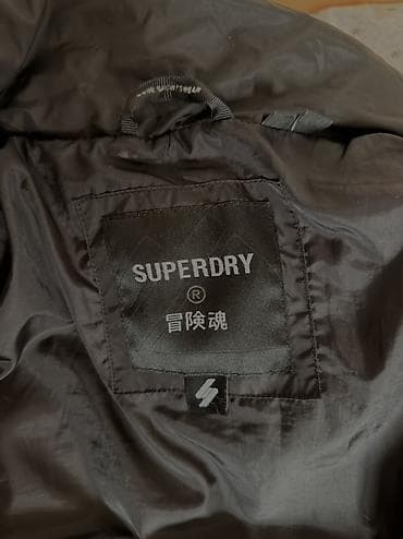 Ženska obuća: Zimska jakna Superdry, crna, toplo postavljena. Jakna je — 5