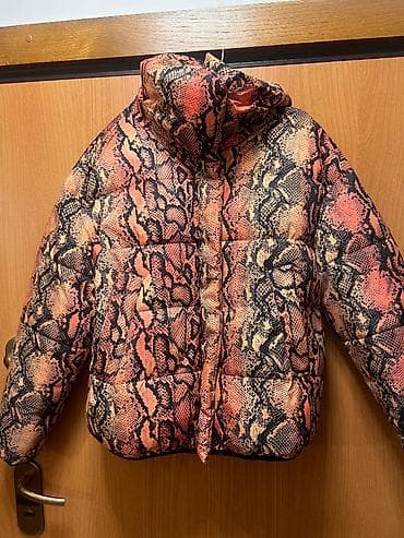 springfield prsluci: Puffer jakna CROPP, ženska, veličina XL. - Model: kratka puffer jakna — 1