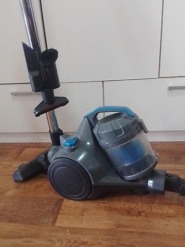 Usisivac je potpuno ispravan u odlicnom je stanju sa sitnim tragovima