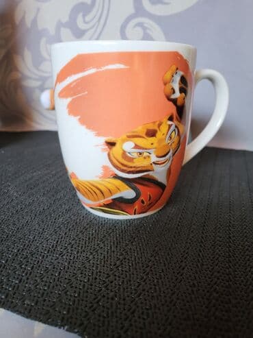 porcelanske solje za caj: Solja nova Heroes porcelanska univerzalna 2017g. Solja sa igrackom — 10