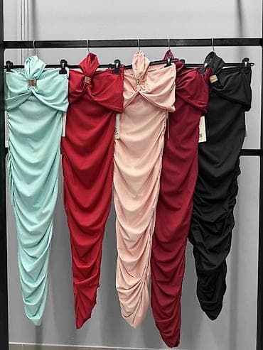 s oliver parfemi: ✅Elegantna midi haljina sa halter izrezom
✅2700 din — 6