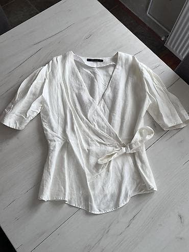 Shirts, blouses and tunics: Bela ženska košulja/bluza na preklop sa vezivanjem u struku. - — 3