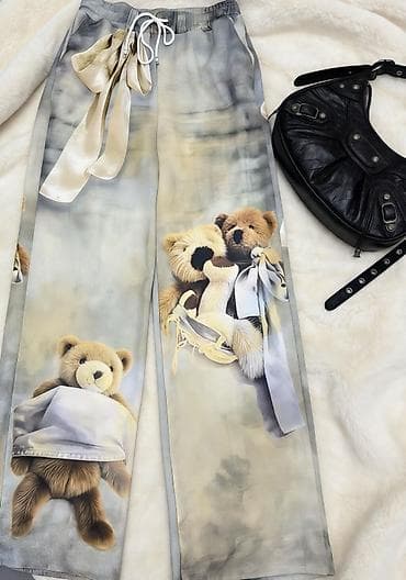 žute pantalone: ❤️Ženske široke pantalone sa printom medvedića
✅2400 din — 6