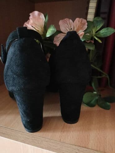 dune obuca beograd: Sandals, 37 — 2