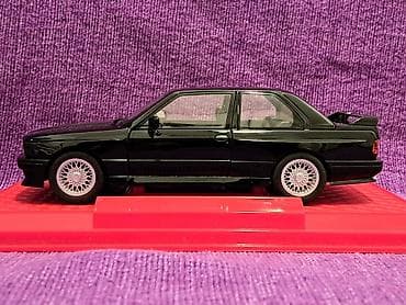 Ureznice: BMW M3 E30 "Kocka" 1:24 BLACK NOVO! Model BMW serije 3 na lalafo.rs — 4 Ureznice: BMW M3 E30 "Kocka" 1:24 BLACK NOVO! Model BMW serije 3 — 4