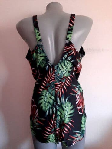 Kupaci Janina 56/58 Novo cena 3600 poliester elastin Austriski — 2