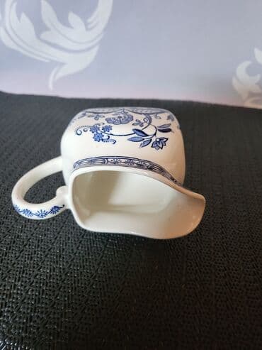 za koliko se prodaje zlatni harry potter: Bokal za mleko engleski,cvibl mustra Wedgwood iz 70ih. Bokalcic za — 8