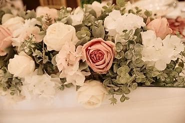 kofer za rucni prtljag: Prodajem komplet svadbene dekoracije korišćen jednom. Dekoracija je — 4