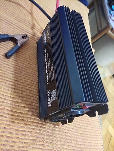 vaze za cvece: ERAYAK M1500 pretvarač napona – 1500W - Snaga: 1500 W kontinuirano — 3