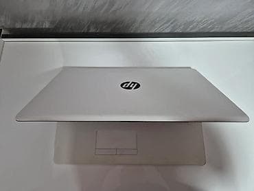 Audio: HP laptop – bela šasija, numerička tastatura - Ekran: veliki široki — 3