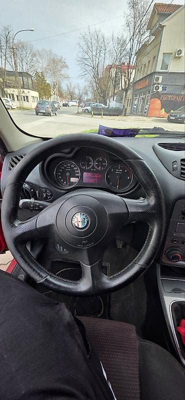 profi auto dijagnostika: Auto je 2006 godiste. Prešla je 258000. Nije registrovana. Troje — 4