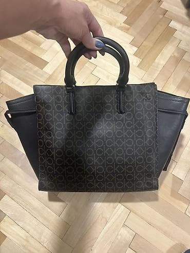Putni koferi i torbe: Calvin Klein torba – monogram print - Model: elegantna tote/šoping — 4