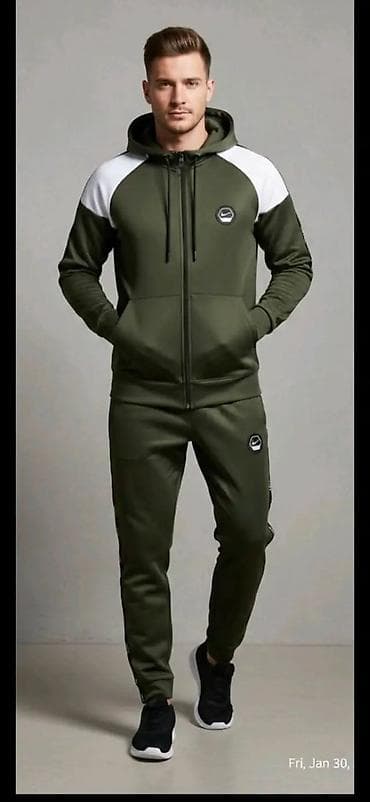 ugg na platformu: Trenerka Nike, bоја - Crna — 3