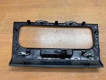 alat za auto limare: BLENDA ZA VOLKSWAGEN GOLF 6 - 5K0858071M | Blenda prekidaca klime — 2