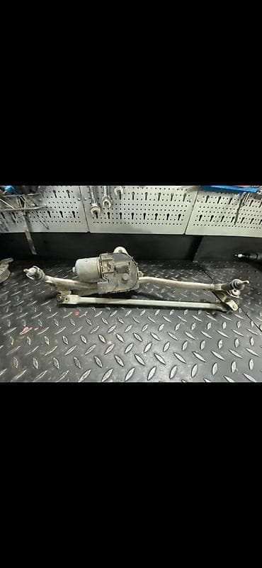 far citroen c3: AUDI A6 1 MOTOR PREDNJEG BRISACA MAKAZE 4F1955119D | Audi vagen — 2