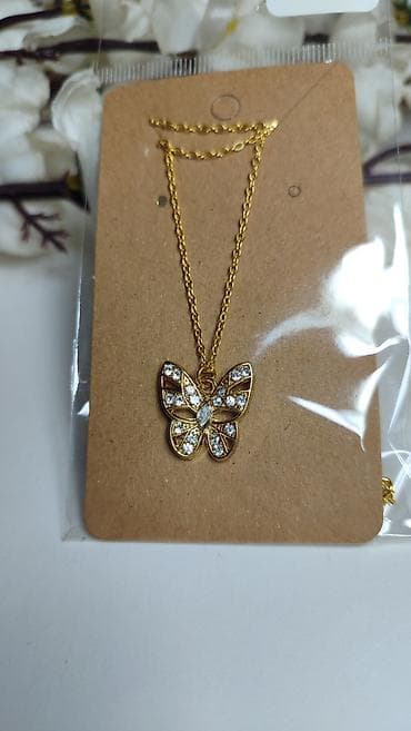 ogrlica krstic: Zlatno ogrlica sa priveskom leptira - Delikatni lančić u zlatnoj boji — 2