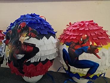 komplet odela: Tematske pinjate – Spider‑Man i Deadpool - Ručno izrađene, okrugle — 4