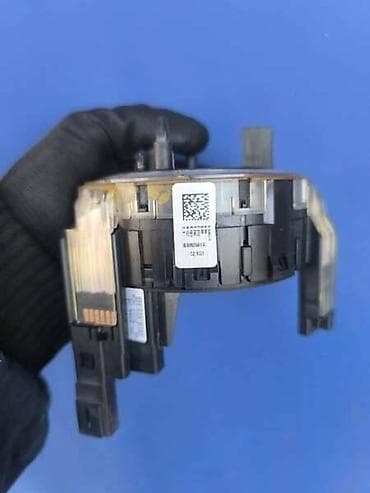 Sistem upravljanja i oslanjanja: SPULNA SA GREJACEM VOLANA ZA AUDI A8 | Spulna volana sa izvodima za — 3