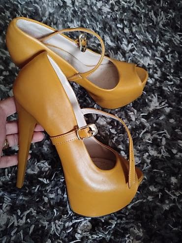 stikle new yorker: Ženske salonke – 2 para 1) Senf žute platform sandale/salonke s — 2