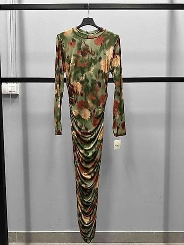 Muška odeća: ✨Elegantna midi/duga haljina s cvetnim printom
✅2100 din — 2