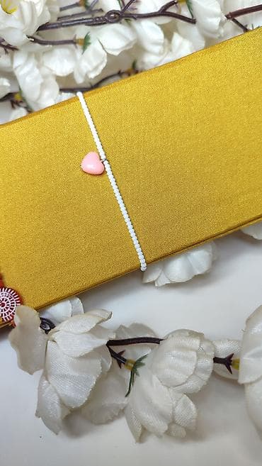 dzepni sat cena: Minimalistička narukvica sa perlicama i srcem - Fina narukvica od — 1