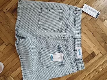 ramax snizenje: Ženske šorts farmerice – prugasti dezen - Kroj: klasičan denim šorts — 1