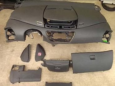 citroen c4 for sale: PLASTIKA KASETA TABLA ZA CITROEN C4 PICASSO ZA 2012. GOD — 2