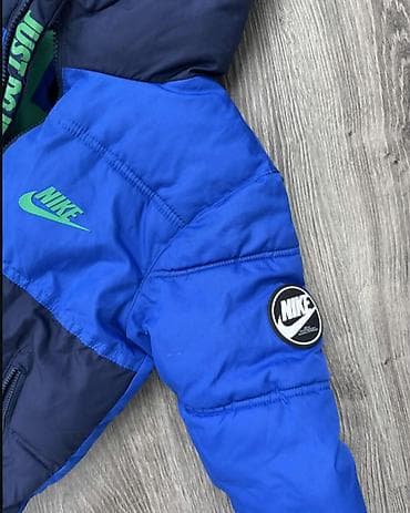 jakna canada goose: NIKE jakna za dečaka 6-7 godina, 116-122 — 7