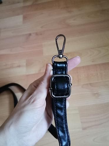 givenchy torba: Kaiš za torbu POKLON UZ KUPOVINU. Nekorišćen kaiš za torbu. Torba je — 1