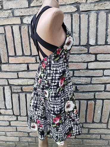 lepe torbe: Haljina vel S, kao nova - Model: ženstvena midi haljina A-kroja - — 3