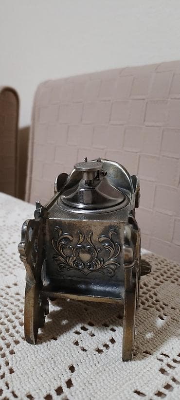 kucni dekor: Stoni upaljac Stoni upaljac rekla bih da je od mesinga sa vidljivim — 2