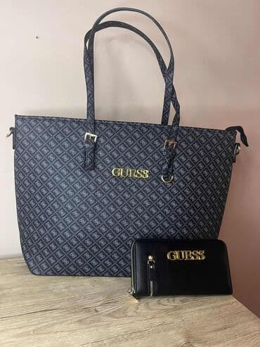 Torbe: Guess ❤️ Novčanik: Cena 1750 din. +ptt 📌 Torbica: Cena 2900 din +ptt 📌