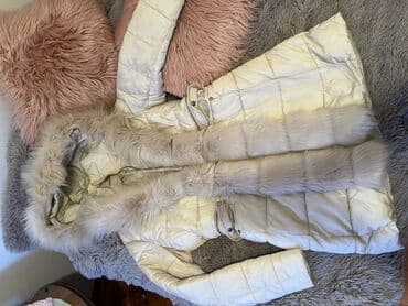 Jakna prirodno krzno nova akcija snizena 4000 din na lalafo.rs Jakna prirodno krzno nova akcija snizena 4000 din