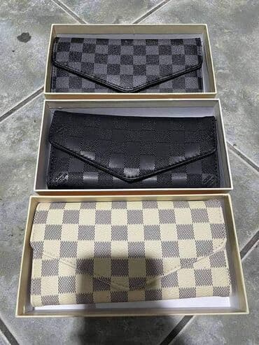 novcanik i kais set: NOVO U PONUDI
Novcanici u original kutiji — 15