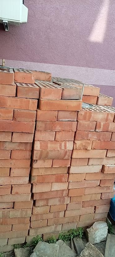 Puna paleta klasičnih crvenih opeka (pečena cigla) za zidanje. - Tip na lalafo.rs Puna paleta klasičnih crvenih opeka (pečena cigla) za zidanje. - Tip