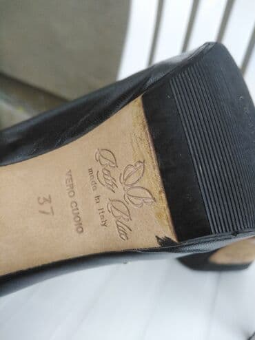 mokasine novi sad: Pumps, 37 — 6