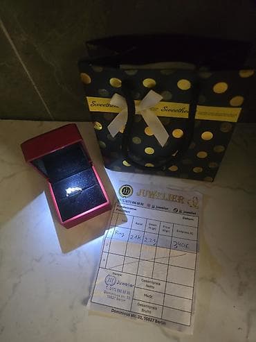 polovni zlatni nakit: Zlatni prsten 21K – 2,21 g - Materijal: žuto zlato 21 karata (potvrda — 2