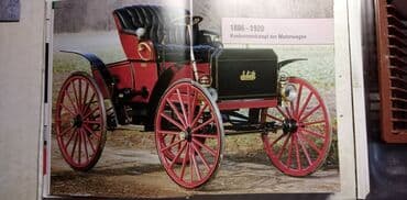 pijev život knjiga: Knjiga:1000 automobila format 30 cm. 370 str. nemacki,kao nova — 8