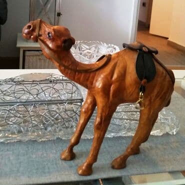 stari lusteri od mesinga: 2 figure kamile + 1 gratis; Tunis 2 figure kamile izrađene od kamilje — 5