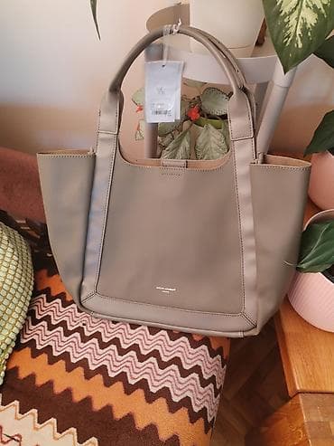 angelina jones obuca beograd: David Jones Paris torba – model - Tip: ženska tote/šopper torba - — 1